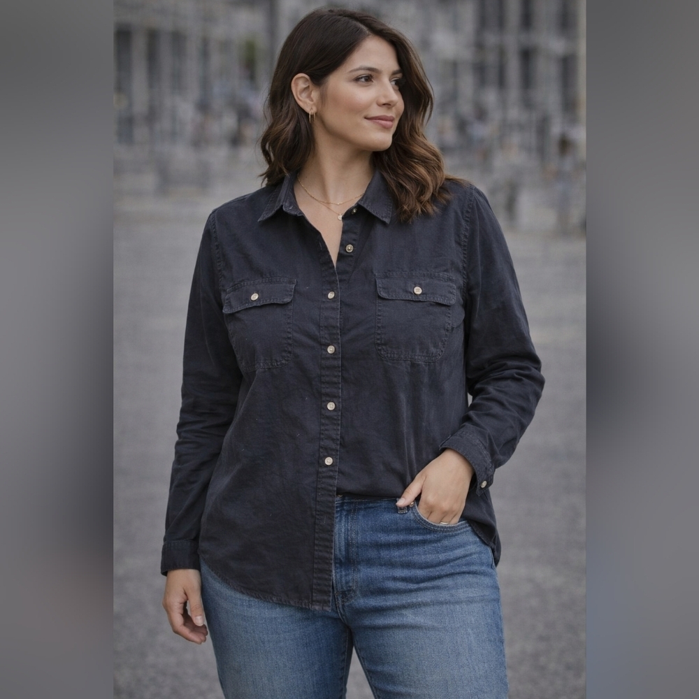 Talbots Classic Navy Button Front Shirt NWOT Size 14 Cotton Utility
